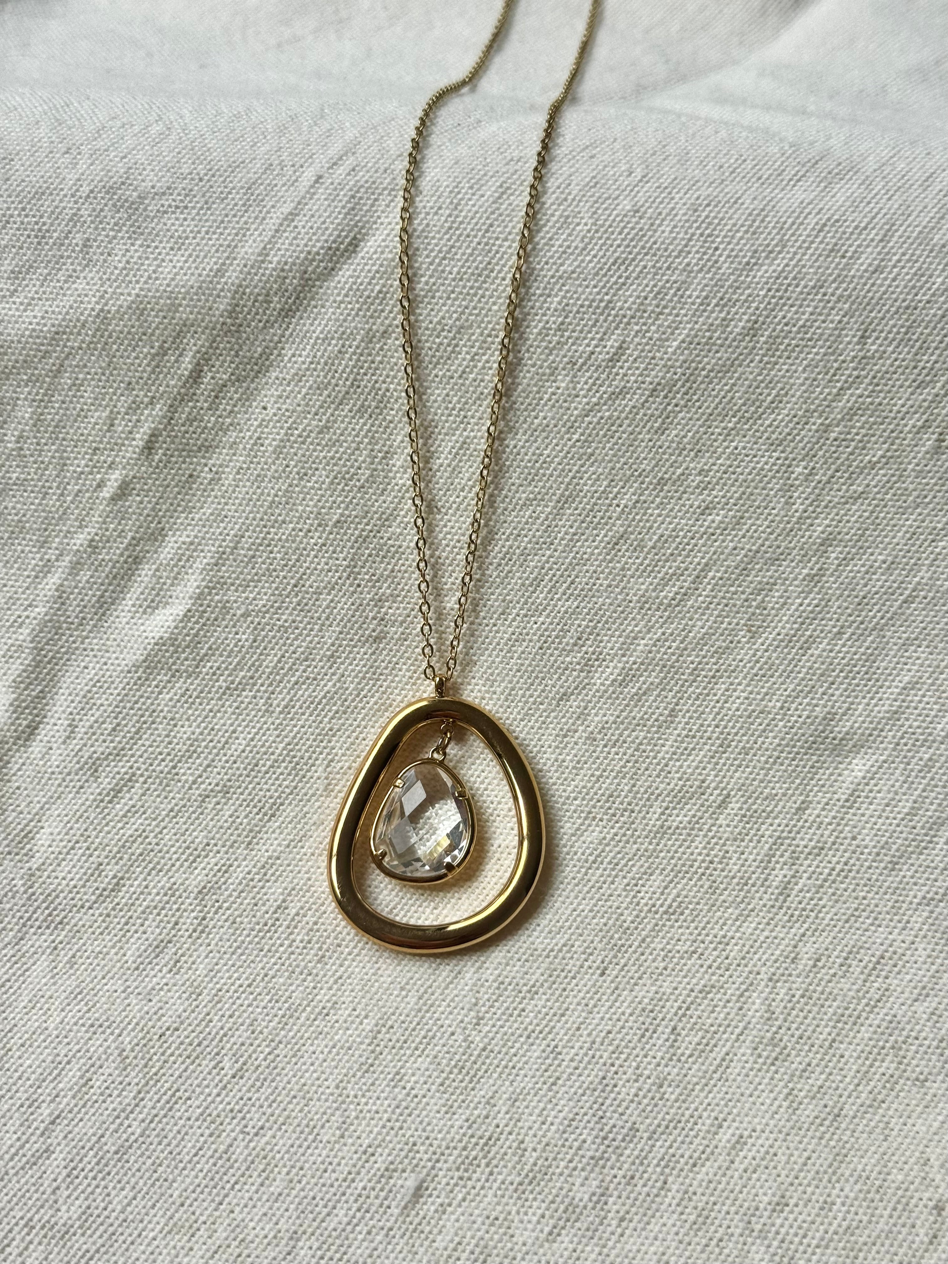 Collar Oval Drop