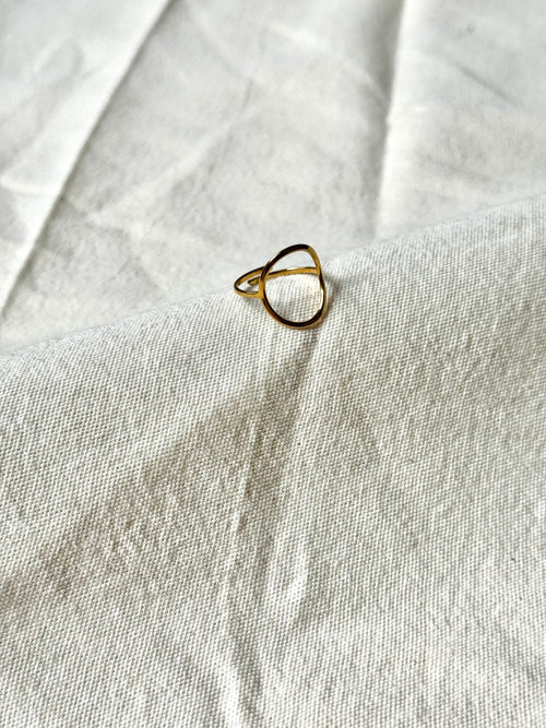 Anillo Oval Drop